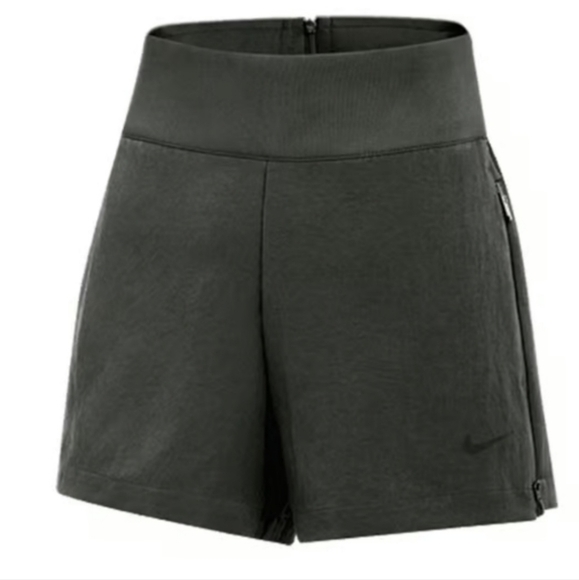 NIKE WOMEN'S TEAM TECH PACK WOVEN SHORT size Large - Picture 1 of 2